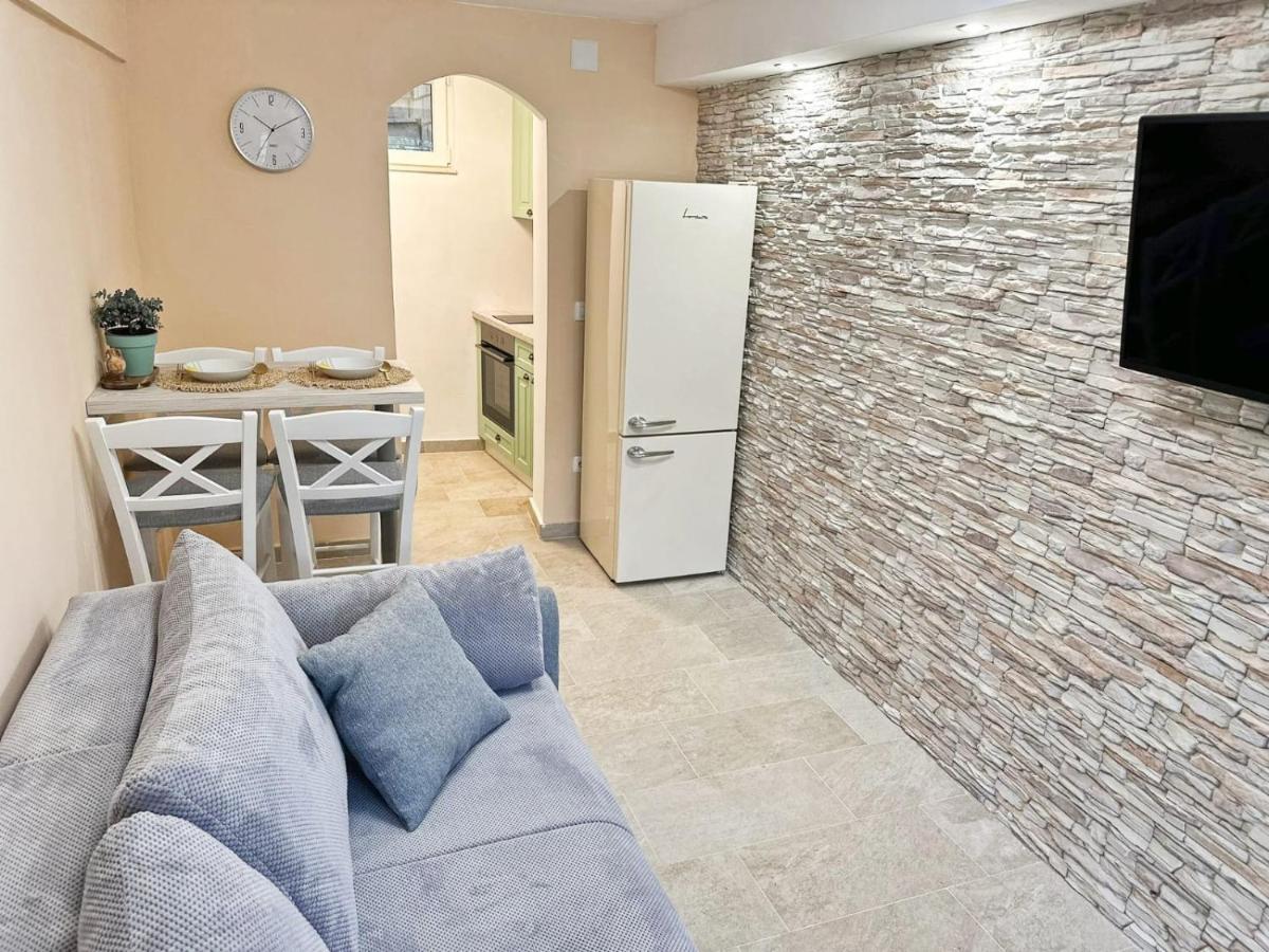 Green Bay Apartment 科尔丘拉 外观 照片