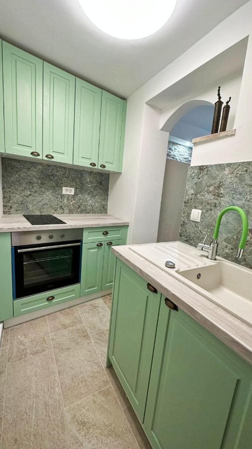 Green Bay Apartment 科尔丘拉 外观 照片